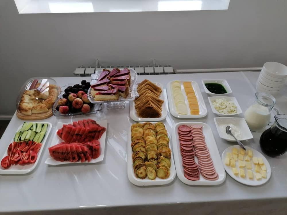 Olive Hotel Kochkor Zewnętrze zdjęcie
